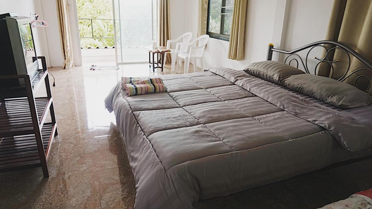 Tanachporn Homestay ธนัชพร โฮมสเตย์ เมืองจันทบุรี Extérieur photo